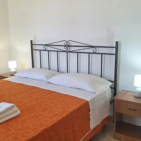 Casa La Serricella - Monte Dom wakacyjny *